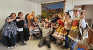 Municipio Entrega Subvención A Jóvenes Parejas Campeonas De Cueca De Pitrufquén