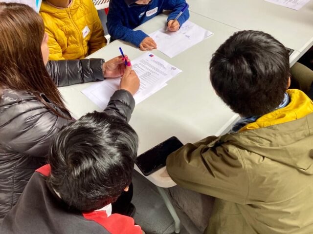 Realizan encuesta para conocer las experiencias de participación de los adolescentes atendidos por el Servicio de Protección