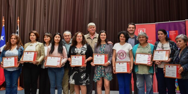 Mujeres De La Zona Lacustre de Villarrica Reciben Recursos Para Mejorar Sus Emprendimientos