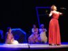 Mamayolo Sorprende Como Diva Mexicana En La Triste Agonía Del Pájaro Azul