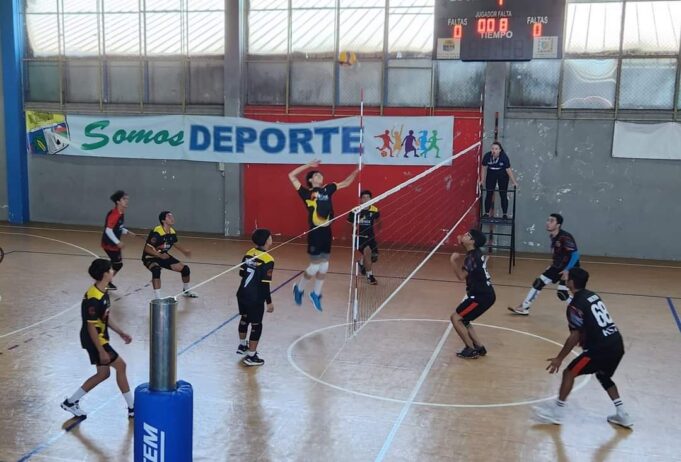 Jokers de Villarrica se Coronó Campeón en Varones Del Torneo Intercomunal de Voleibol Pitrufquén 2024