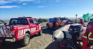 Intenso trabajo del Cuerpo de Bomberos de Temuco en búsqueda de menor desaparecido en Puerto Saavedra