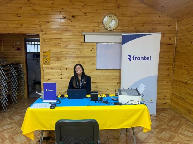 Acercando los Servicios a La comunidad: Frontel Realizó Exitosa Oficina en Terreno en Freire