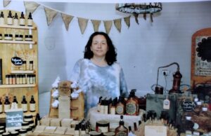 Emprendedora de Lican Ray se abre paso con apoyo del Programa Jefas de Hogar de Villarrica