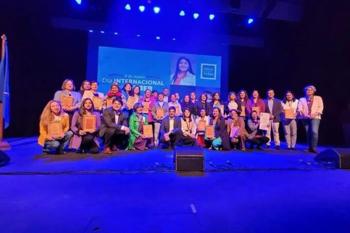 Con Ley Integral contra la violencia y reconocimiento a mujeres de la Araucanía se conmemoró el 8 de marzo en la región
