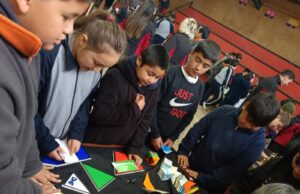 Feria de las Matemáticas de la Escuela Epu Klei de Licán Ray: Una lúdica y eficaz forma de enseñar