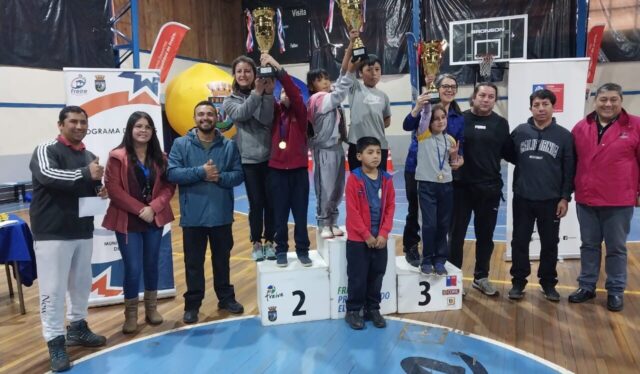 Estudiantes de Freire celebran a lo grande el día del deporte
