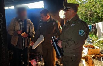 Carabineros de Pitrufquén comparten desayunos y café con personas en situación de calle