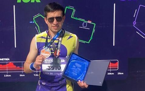 Jarmut Rodríguez Reyes: Un retorno triunfal a las pistas con un destacado segundo lugar en los 5k de la maratón de Temuco