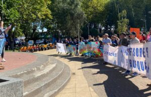 Funcionarios de la educación en Pitrufquén se adhieren al paro nacional convocado por la CUT