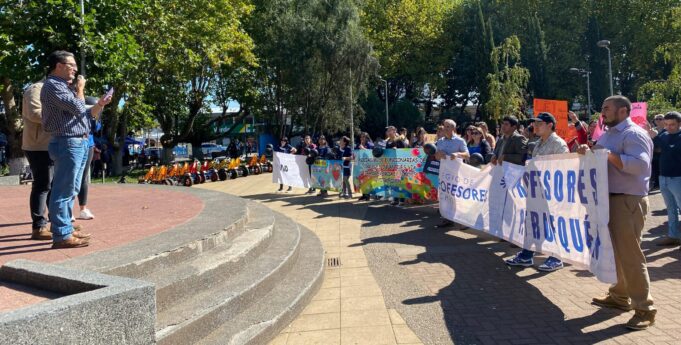 Funcionarios de la educación en Pitrufquén se adhieren al paro nacional convocado por la CUT