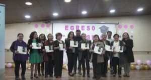 Egresan a cerca de 80 personas mayores del centro diurno Newen de Loncoche