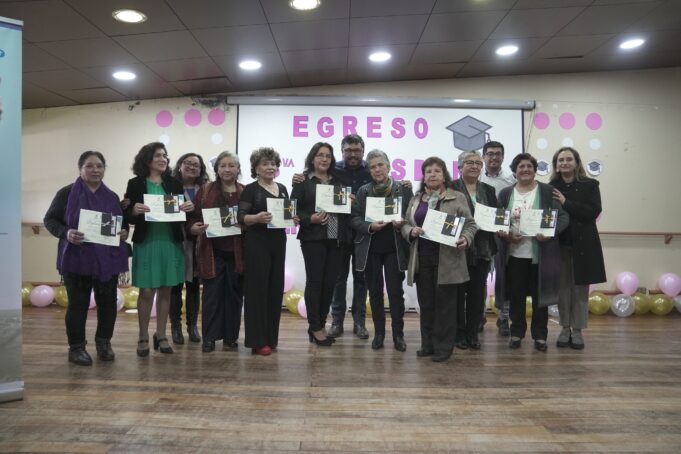 Egresan a cerca de 80 personas mayores del centro diurno Newen de Loncoche