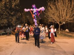¡Aquí anda la Santa Cruz! Esta noche, voluntarios recorrerán Gorbea reuniendo donaciones para el comedor de la Cruz Roja