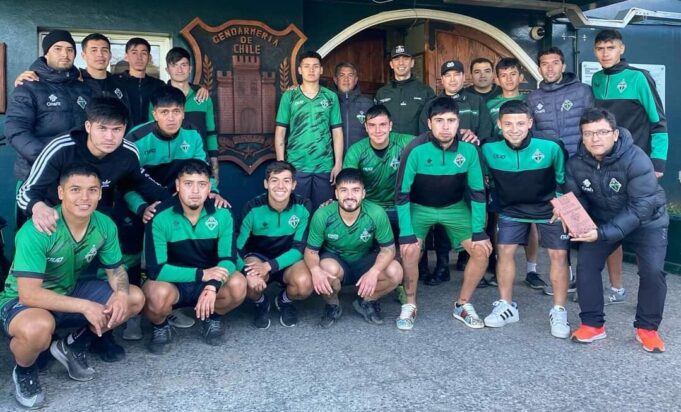 Equipo de fútbol de tercera división juega partido con internos de unidad penal de Villarrica