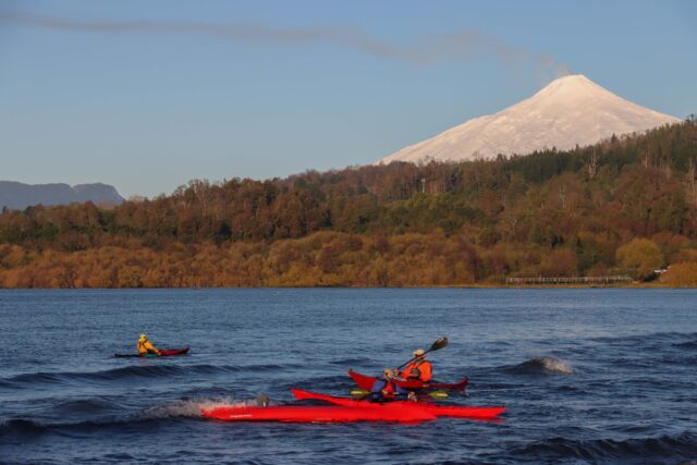 Tercera travesía sustentable Villarrica-Pucón sumará acciones medioambientales por el lago