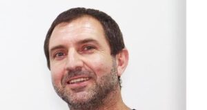 Kinesiólogo Carlos Riadi es condenado por abuso sexual a pacientes en centro médico ICOS de Temuco