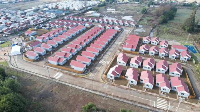 El sueño de 91 familias pitrufqueninas se hace realidad al recibir las llaves de la anhelada casas propia