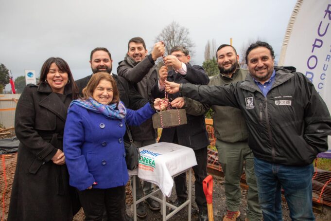 Gorbea avanza hacia una mayor accesibilidad a medicamentos con el inicio de la construcción de su Farmacia Municipal