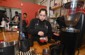 Sabor y aroma: emprendimientos liderarán la fiesta del café en el estadio Germán Becker de Temuco