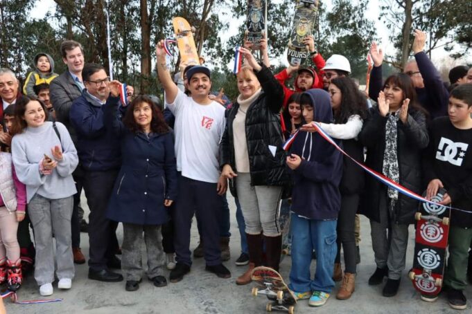 Inauguran Skatepark «Manuel Asenjo» en Pitrufquén: un sueño hecho realidad para los amantes del skate
