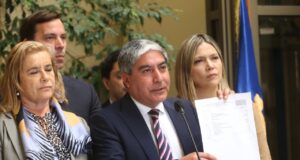Diputado Leal anuncia proyecto de ley para que gobernadores, consejeros regionales, alcaldes y concejales deban someterse a test de drogas obligatorio