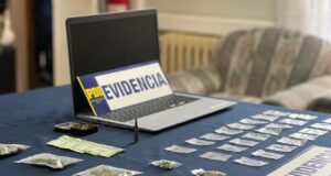 Detienen a pareja en Traiguén por diversos delitos: tenían droga y munición en su domicilio