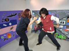 Exposición de murales: Estudiantes del Liceo Bicentenario de Excelencia Monseñor Guillermo Hartl muestran su creatividad y habilidades en inglés