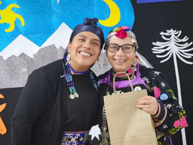 Con muestra cultural y comida típica el liceo bicentenario de excelencia Monseñor Guillermo Hartl celebró el We Tripantu