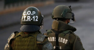 Absuelven a carabineros acusados de golpear y provocar lesiones a joven de 15 años en Gorbea