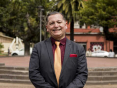 Jorge Jaramillo inscribe en el Servel su candidatura independiente para alcalde de Pitrufquén