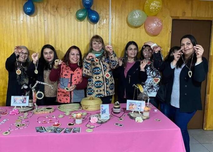 Exitosa Presentación del Taller Municipal de Joyas en Pita Fusión Cuero en Pitrufquén