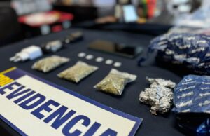 Dos detenidos por intentar ingresar celular, droga y munición a la cárcel de Traiguén