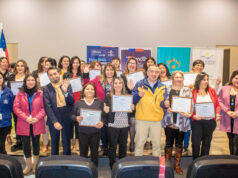 25 mujeres de Teodoro Schmidt se certificaron como peluqueras gracias a las becas laborales SENCE