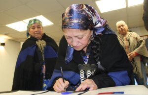En Loncoche CONADI entregó certificados para acceder a programas habitacionales y aplicabilidades para la compra de tierras