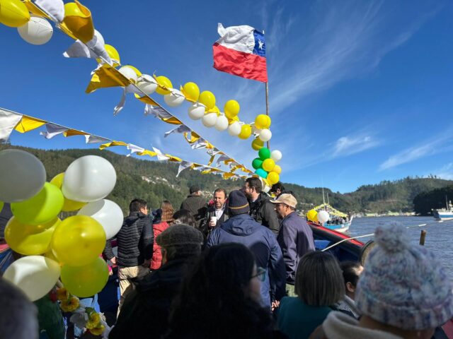 Gobernador Rivas conmemora junto a mujeres y hombres de la pesca la festividad de san Pedro en caleta Queule