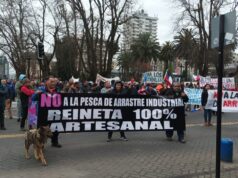 Marcha en La Araucanía: pescadores denuncian autorización de pesca de reineta con red de arrastre