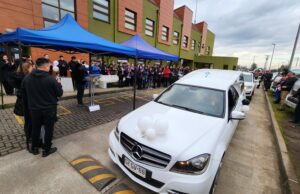 Emotiva despedida brindaron compañeros de trabajo a fallecido funcionario de salud municipal de Pitrufquén