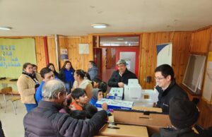 Frontel premió a escuela ganadora del concurso eficiencia energética 2023 en Galvarino