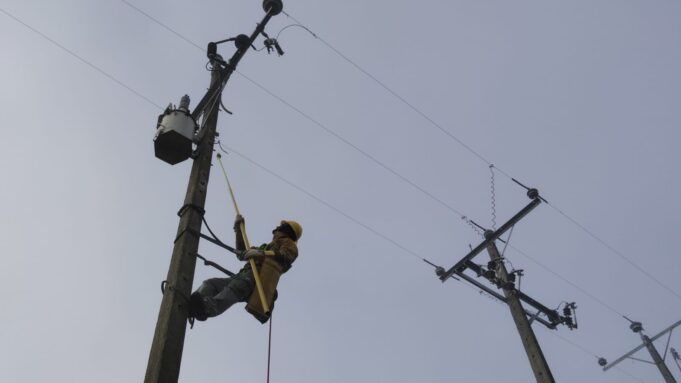 Grupo Saesa: «La mayoría de estos son clientes de zonas rurales de difícil acceso, donde el daño a la infraestructura es extenso»