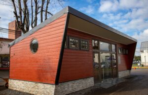 Inauguran nuevos servicios higiénicos en la plaza de Gorbea: inversión de más de $48 millones