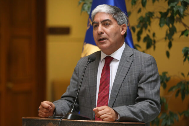 Diputado Leal (UDI) exige al Gobierno querellarse por Ley de Seguridad Interior del Estado tras atentado a tren de pasajeros en Padre Las Casas