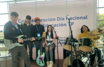 Con muestra artística y diálogo estudiantil conmemoran Día Nacional de La Educación Técnico Profesional en La Araucanía