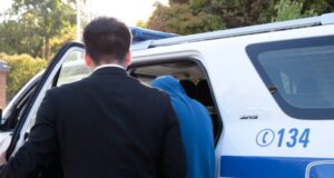 Allanamientos de vivienda en Pitrufquén terminó con 13 personas detenidas por diferentes delitos