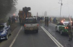 Vecinos de Freire se manifiestan por retraso en reposición de suministro eléctrico: hay dos detenidos