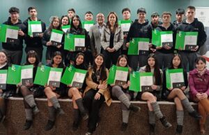 Estudiantes del liceo Bicentenario Excelencia Monseñor Guillermo Hartl de Pitrufquén finalizan proceso de alternancia