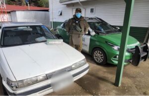 En Collipulli, carabineros detecta a pareja que circulaba en auto robado en región del Bíobio: portaban medio kilo de drogas
