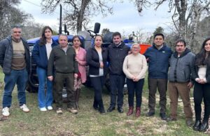 Entregan moderna maquinaria agrícola a comunidades de Galvarino para hacer productivas sus tierras