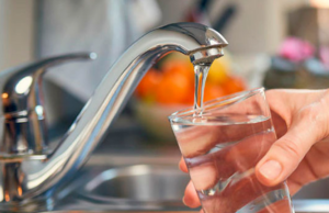 Emergencia sanitaria en condominio de Villarrica: 200 familias sin agua potable durante cinco días