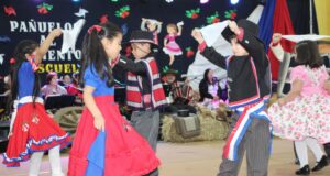 Escuela Cinco de Gorbea celebra su tradicional cuecada «Pañuelos al Viento 2024»